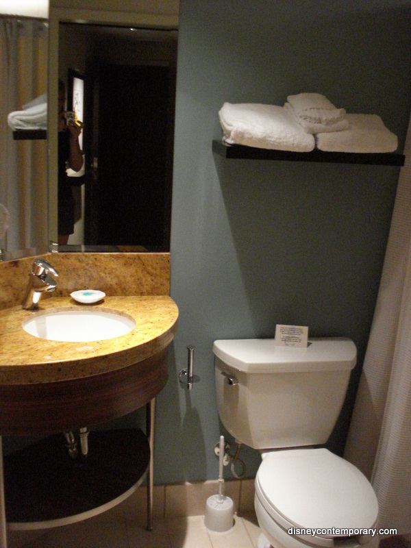 Bay Lake Tower Bathroom